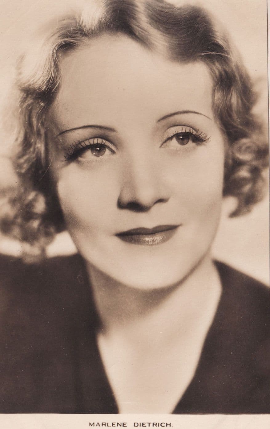 Marlene Dietrich Film Weekly Movie Hollywood Old Postcard