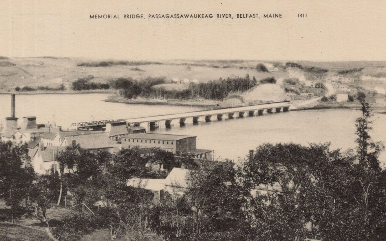 Memorial Bridge at Passagassawaukeag River Belfast USA Old Postcard