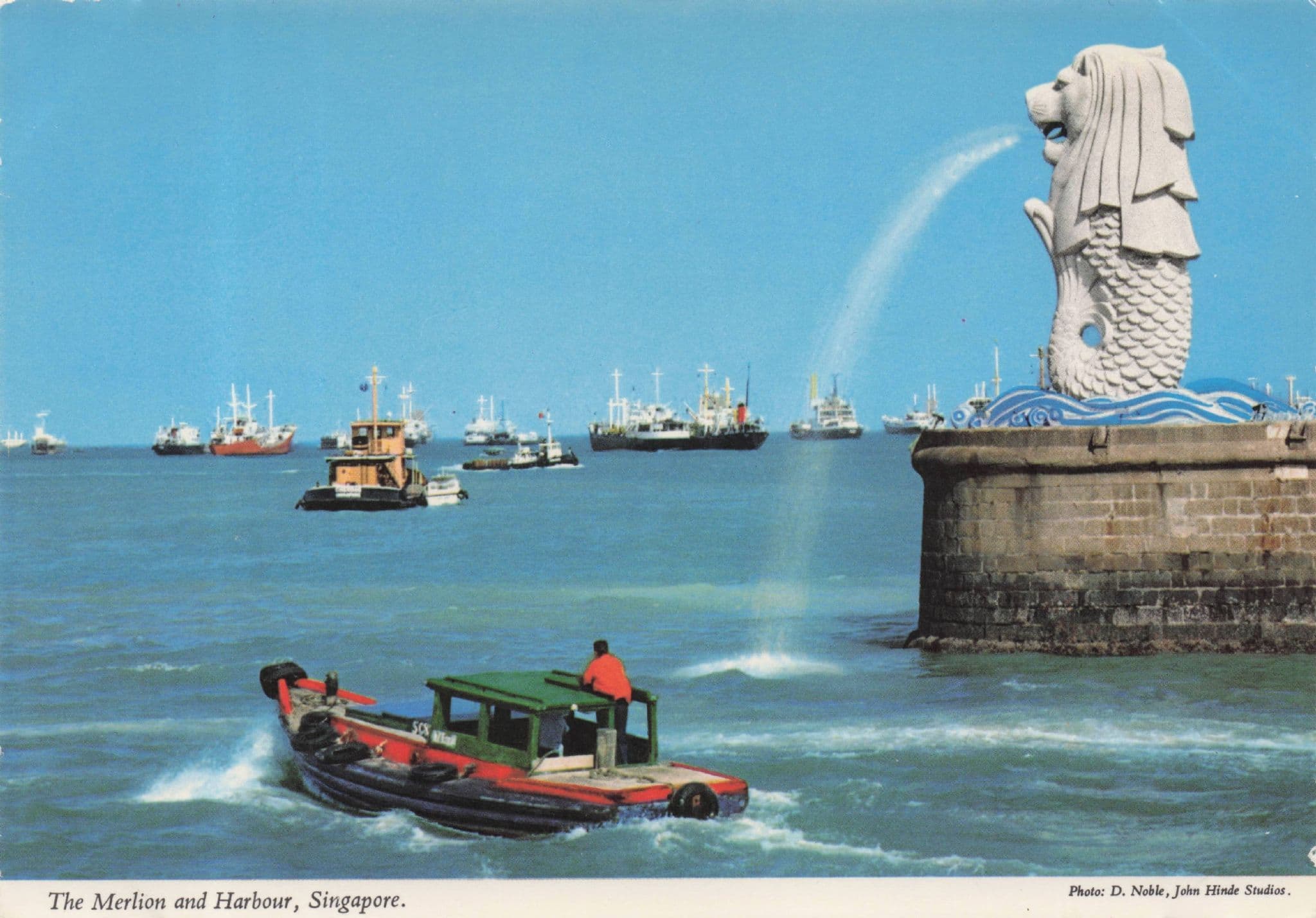 Merlion & Harbour Singapore Speed & Sailing Boats Postcard