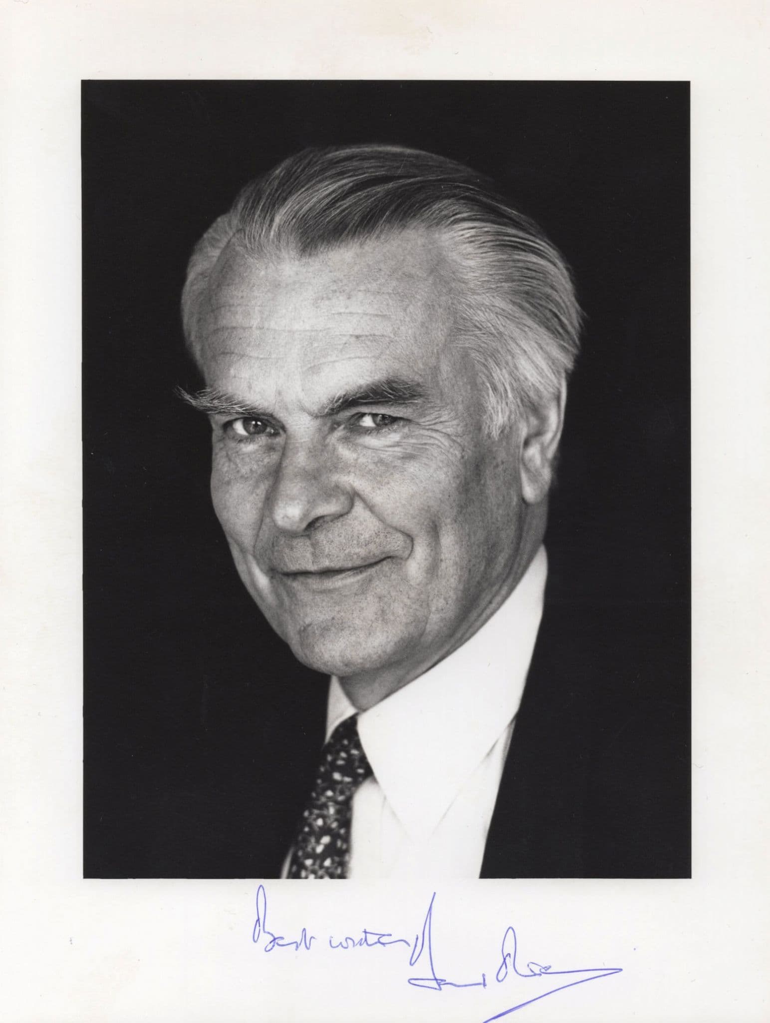 Michael Heseltine Conservative Party Large Hand Signed Photo