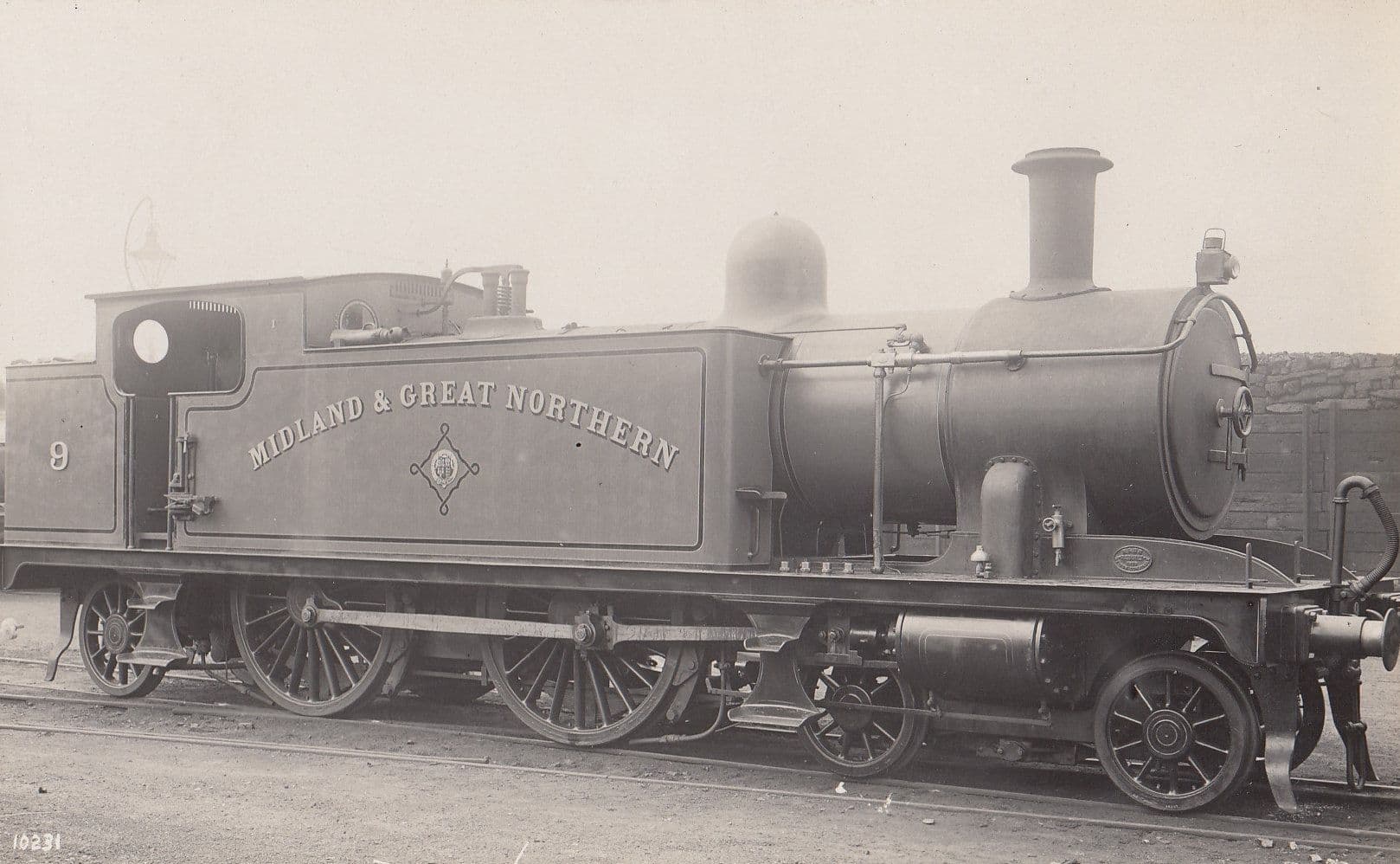 Midland & Great Northern Railway M&GN Manning Wardle Class 0-6-0T Train RPC Old Postcard