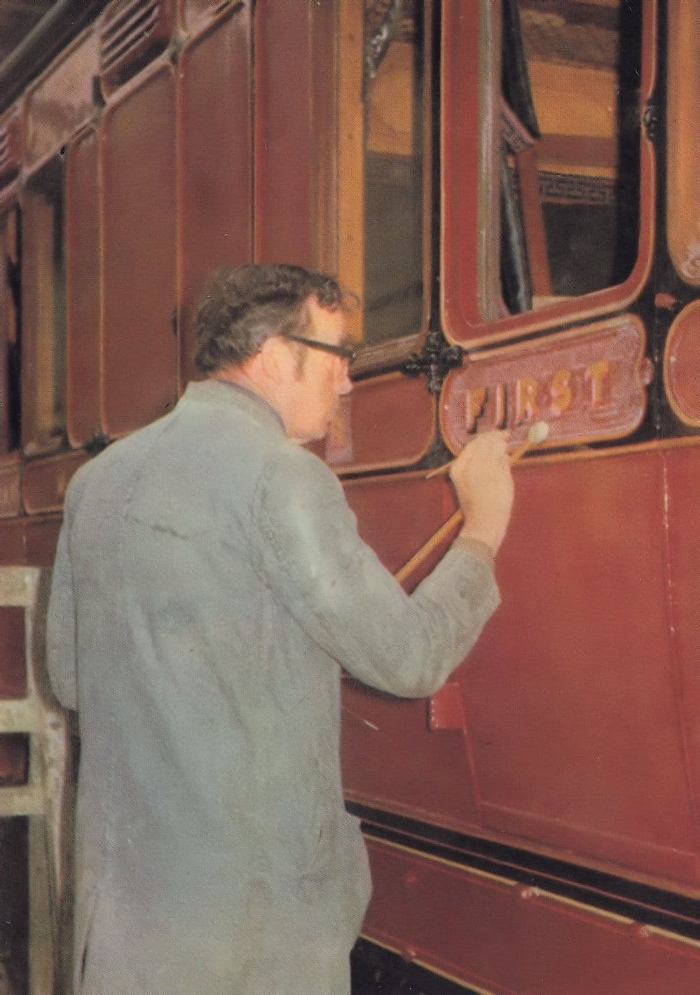 Midland Railway Six Wheel Coach Train Painter Engraver Postcard
