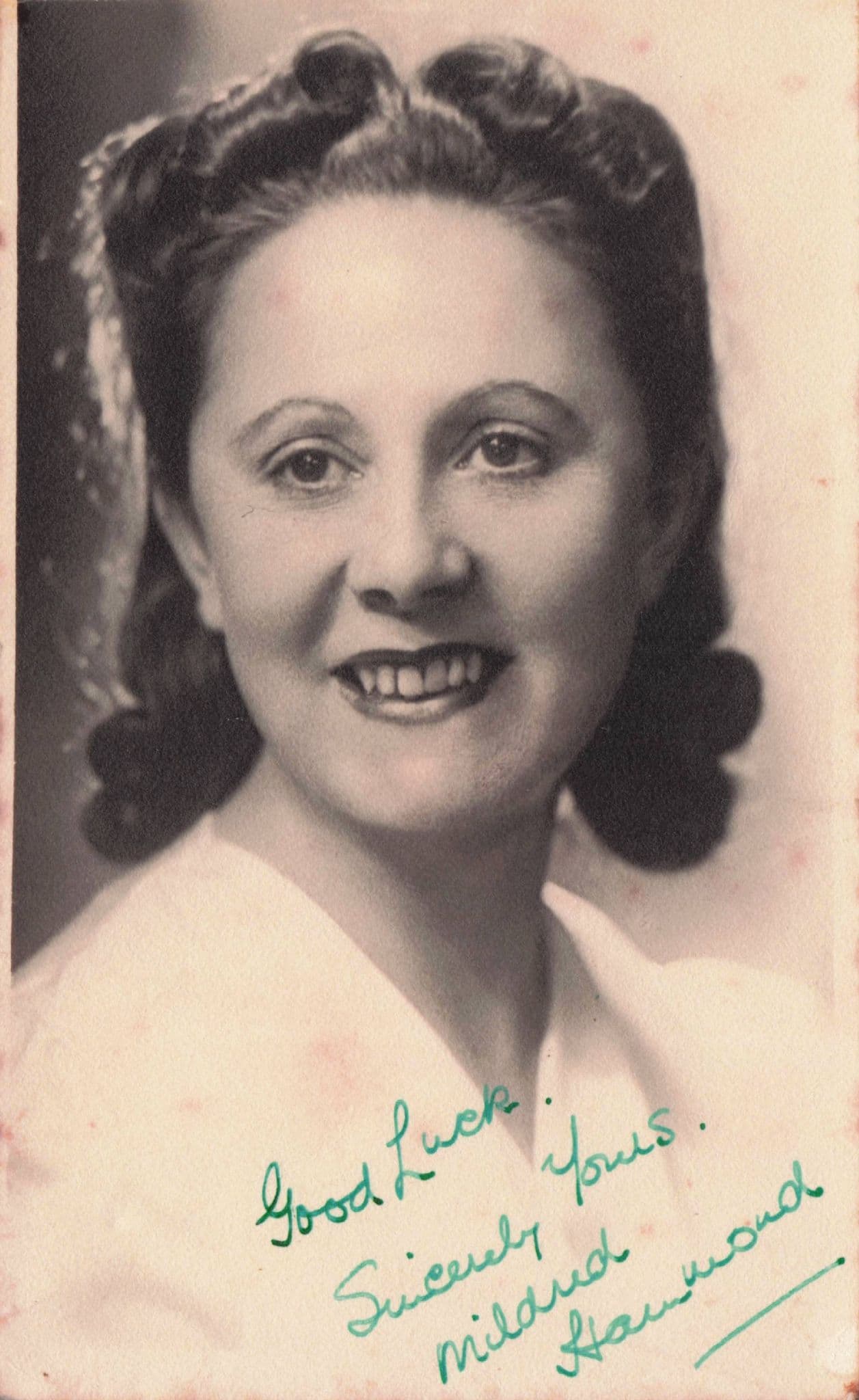 Mildred Hammond Music Hall Entertainer Blackpoool Hand Signed Photo