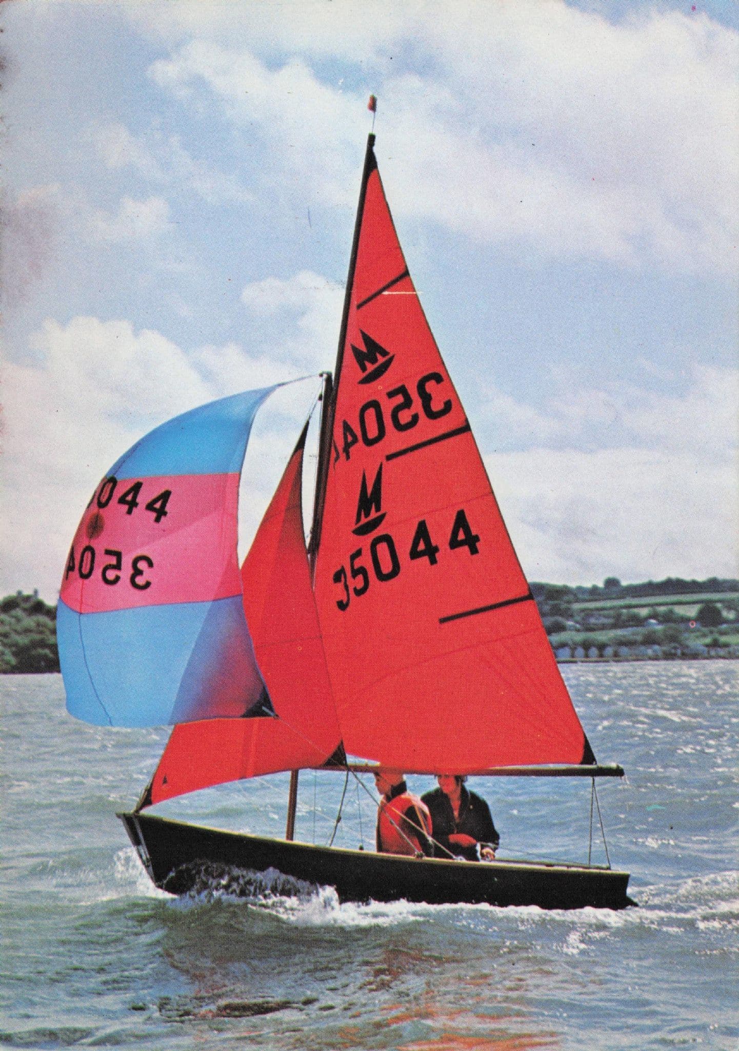 Mildu Cowes Regatta Racing Sailing Boat Southampton Postcard