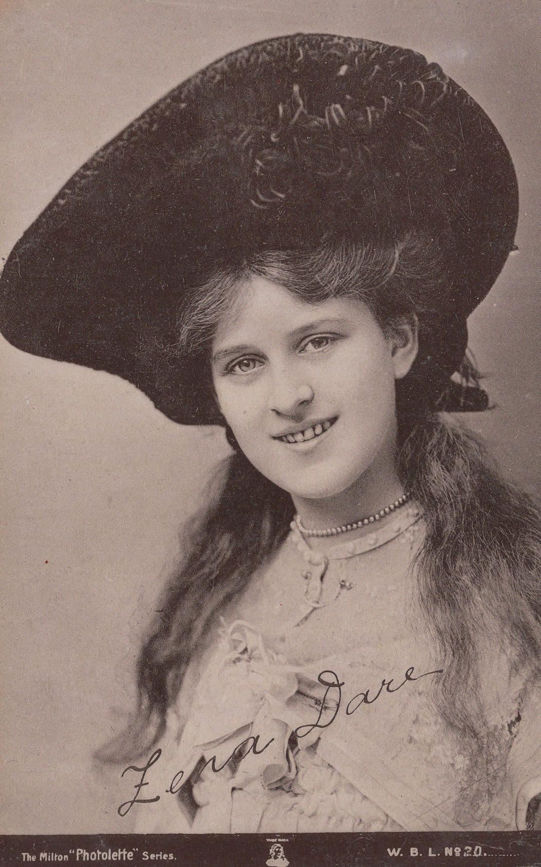 Miss Zena Dare Milton Printed Signed Old Rare Postcard