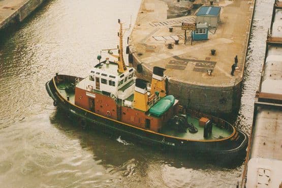 MT Collingwood Ship at Gladstone Lock Liverpool Alexandra Tow Boat Postcard