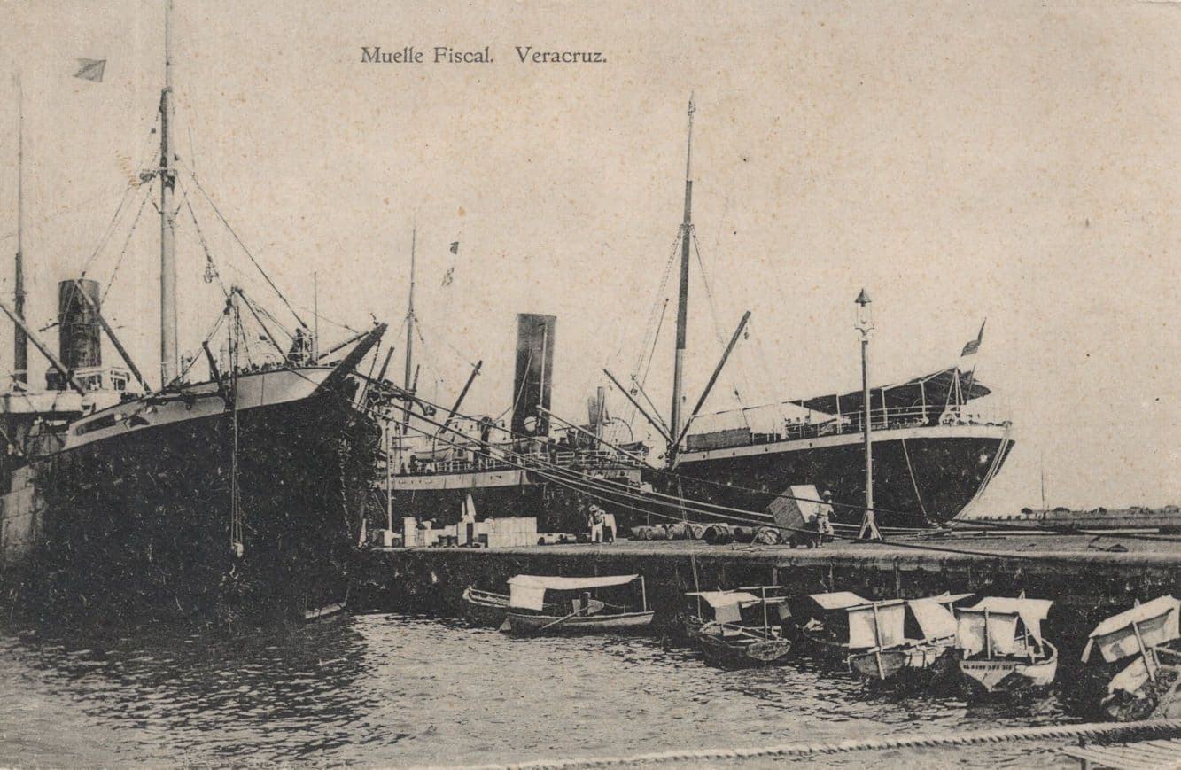 Muelle Fiscal Cuba Harbour Ferry Ship Antique Postcard