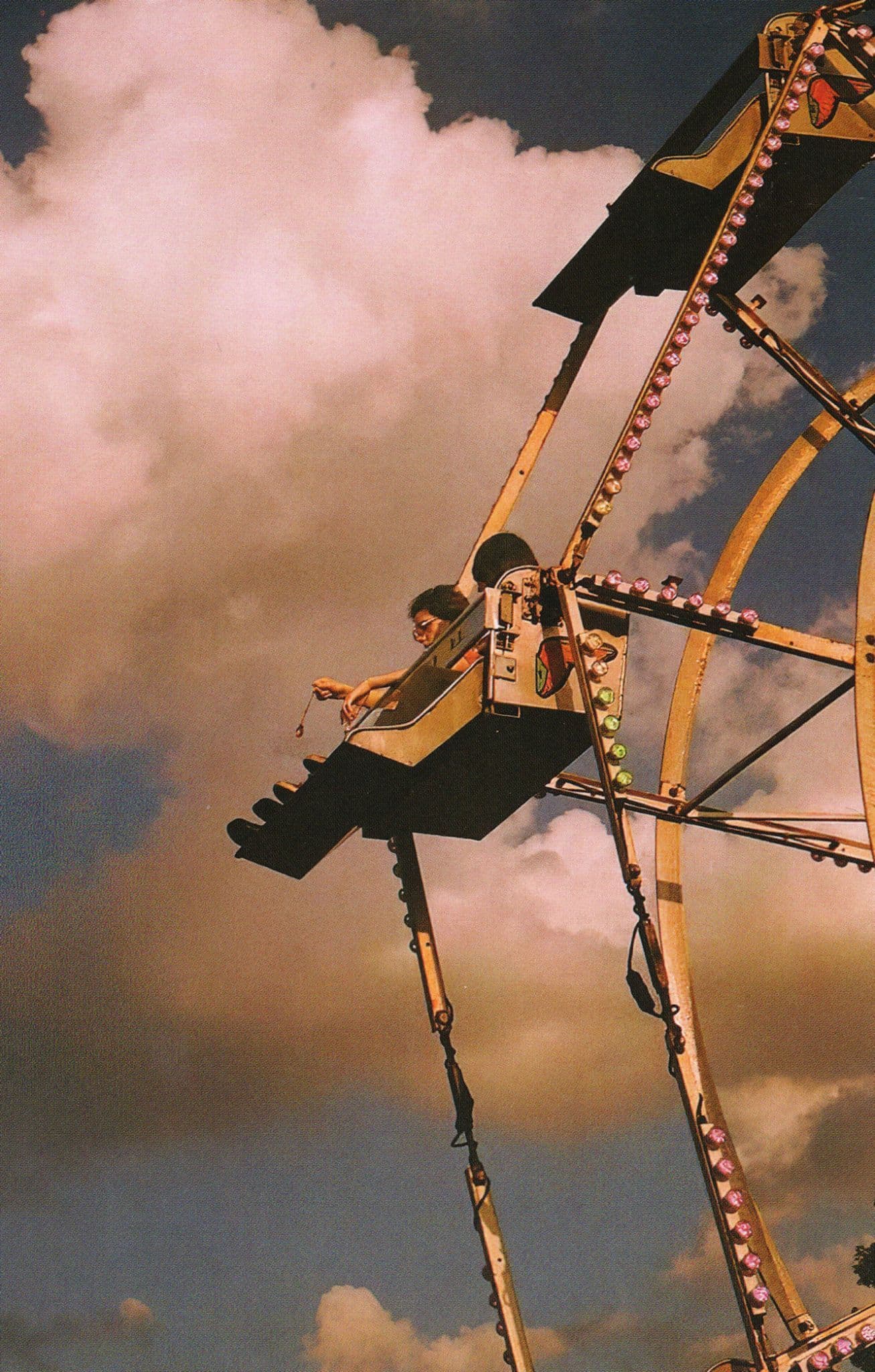 Nervous Man Dangling Jewellery On American Big Wheel Plain Back Postcard