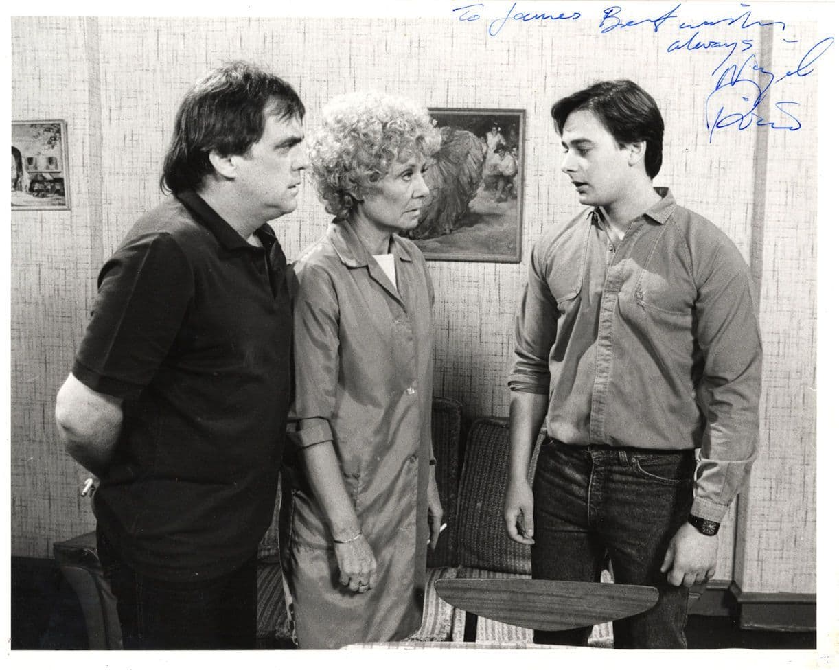 Nigel Pivaro Large 1985 Coronation Street 10x8 Hand Signed Press Photo