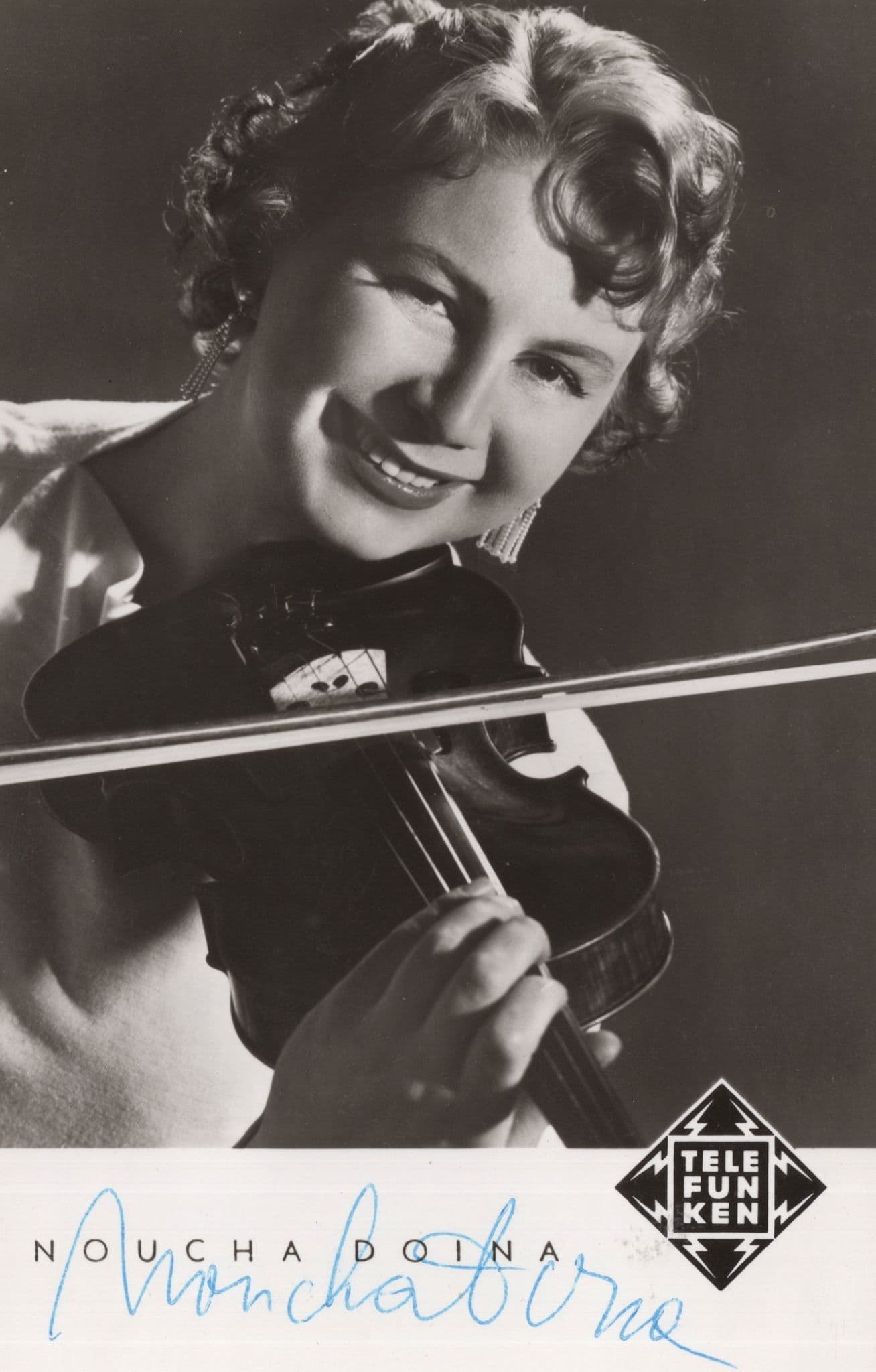 Noucha Doina Roumanian Violinist Hand Signed Postcard Please Read