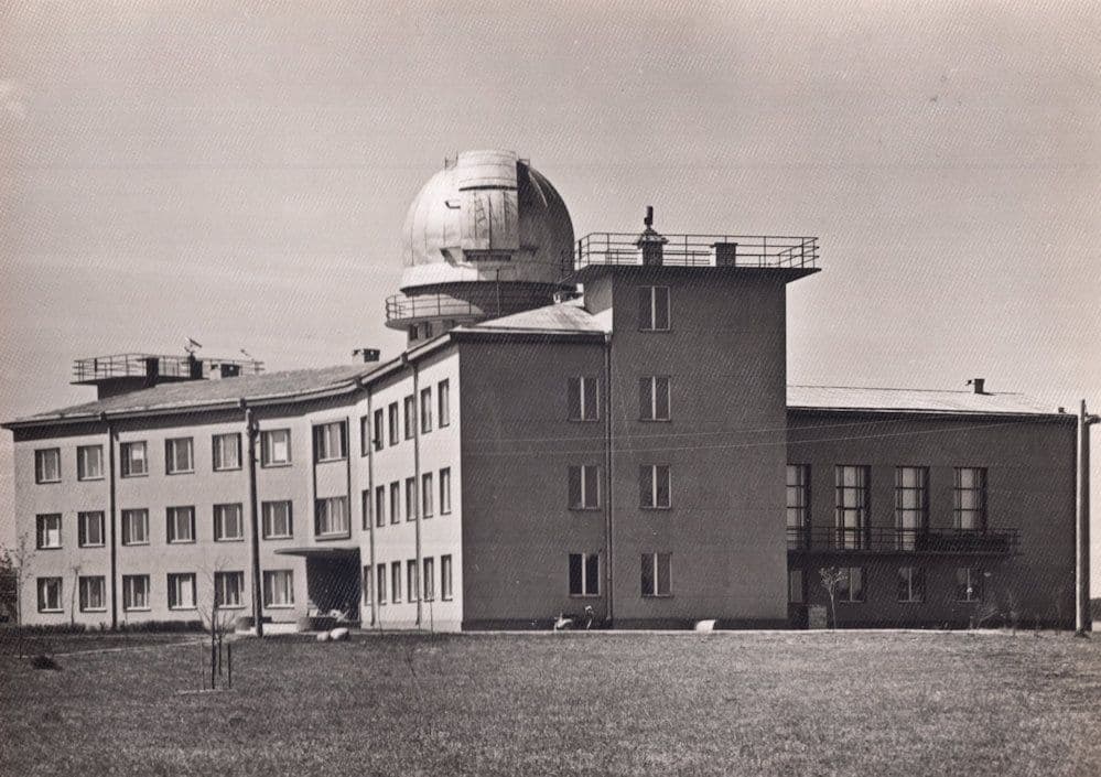 Observatorium Sternwarte Urania W. Struve Toraveres Dutch Postcard