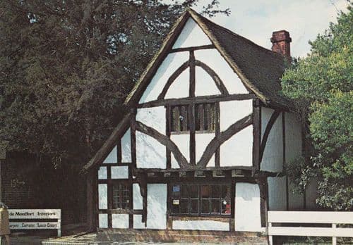 Old Cottage Cheam Sutton Postcard