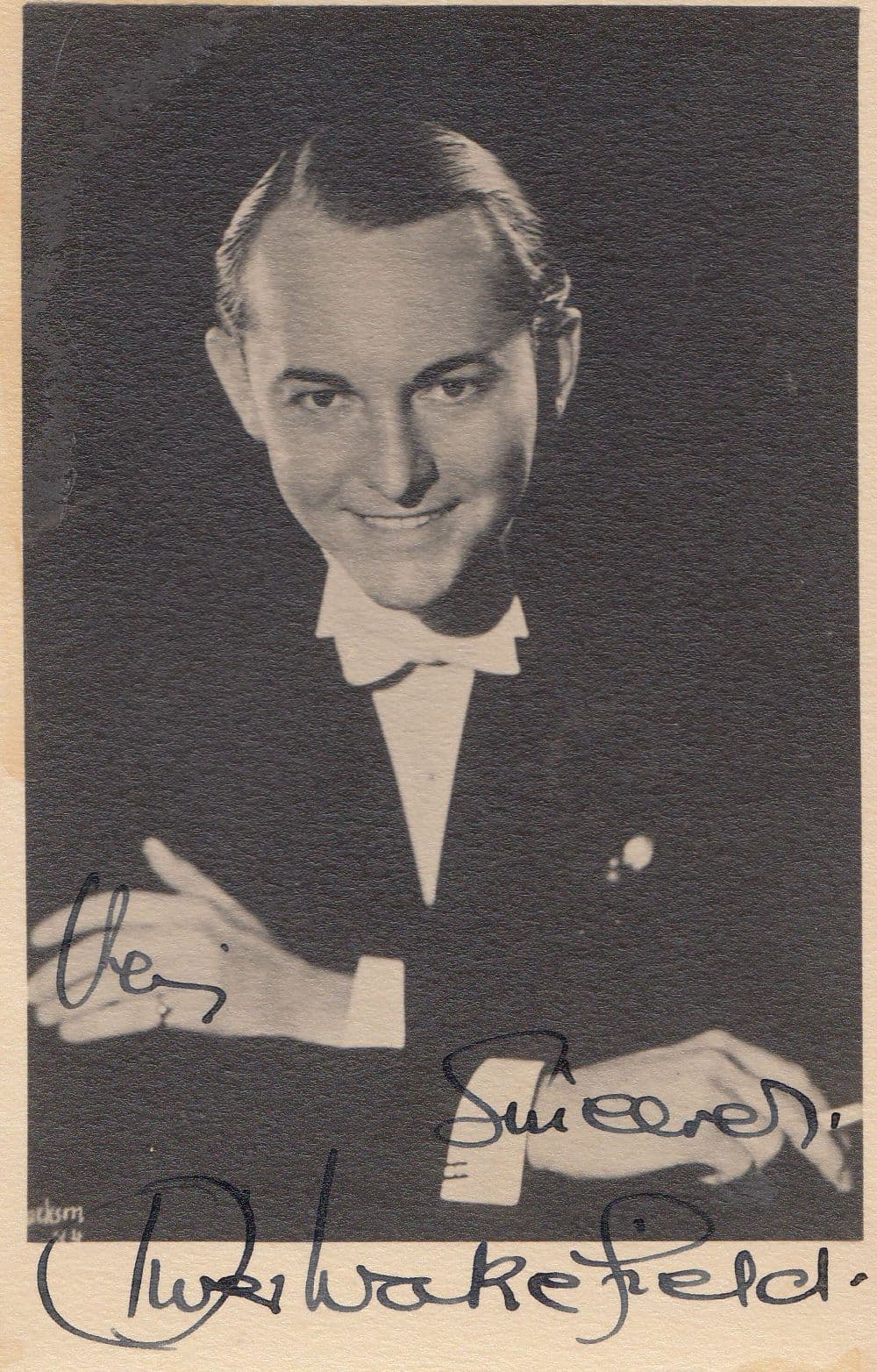 Oliver Wakefield Stuttering BBC Radio South African Comedian Hand Signed Photo