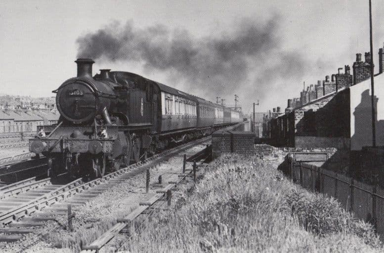 Paddington Birkenhead Express Train Leaving Chester Station Railway Postcard