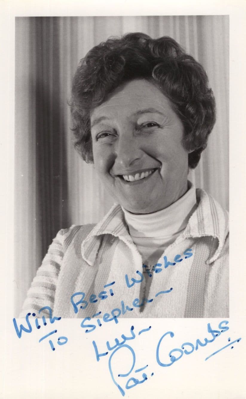 Pat Coombs Carry On Doctor Film Vintage Hand Signed Photo