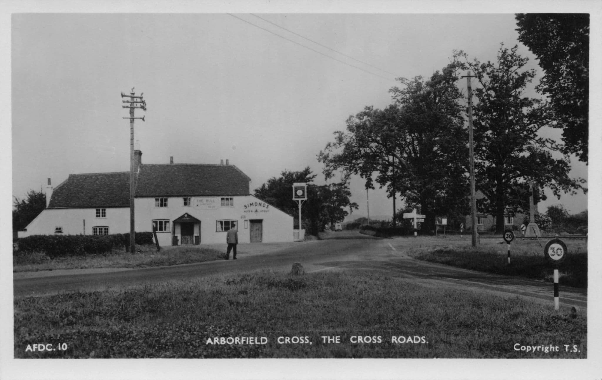 Patron At The Bull Pub Arborfield Cross Roads Berkshire Old RPC Postcard