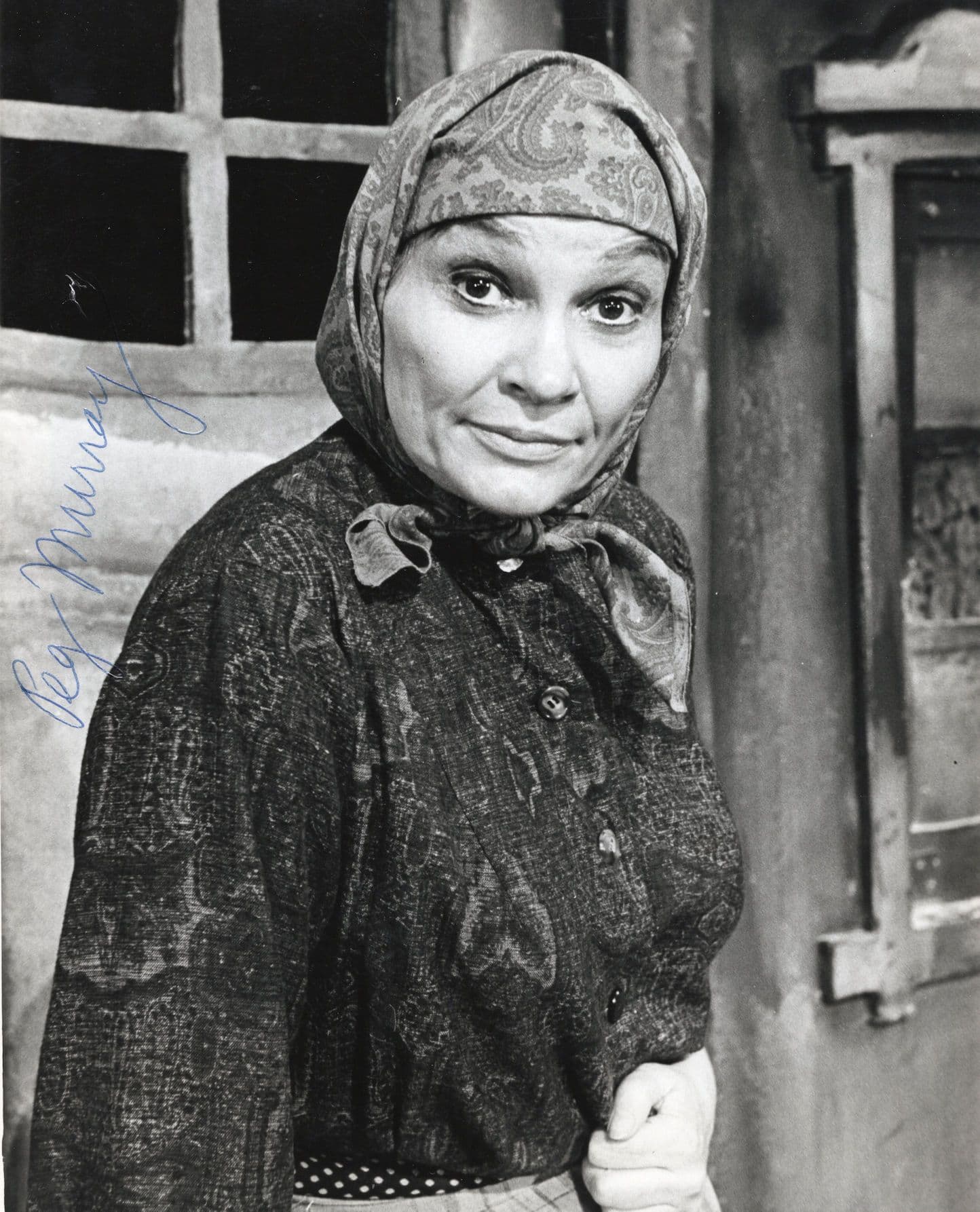 Peg Murray Cabaret Fiddler On The Roof 10x8 Hand Signed Photo