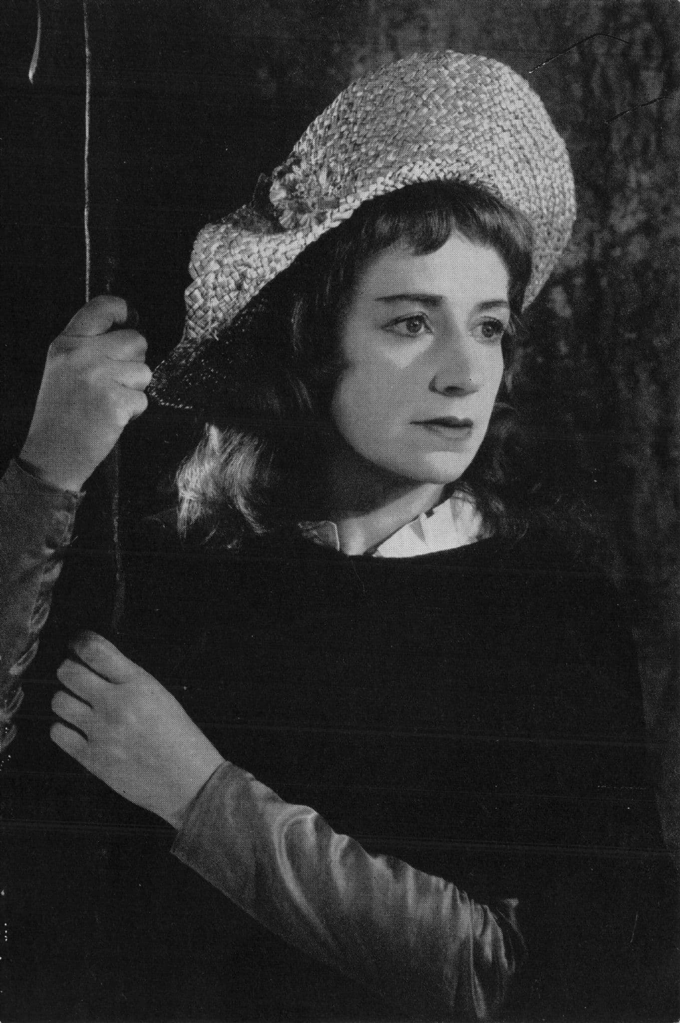 Peggy Ashcroft as Imogen Shakespeare Play Company Old Postcard