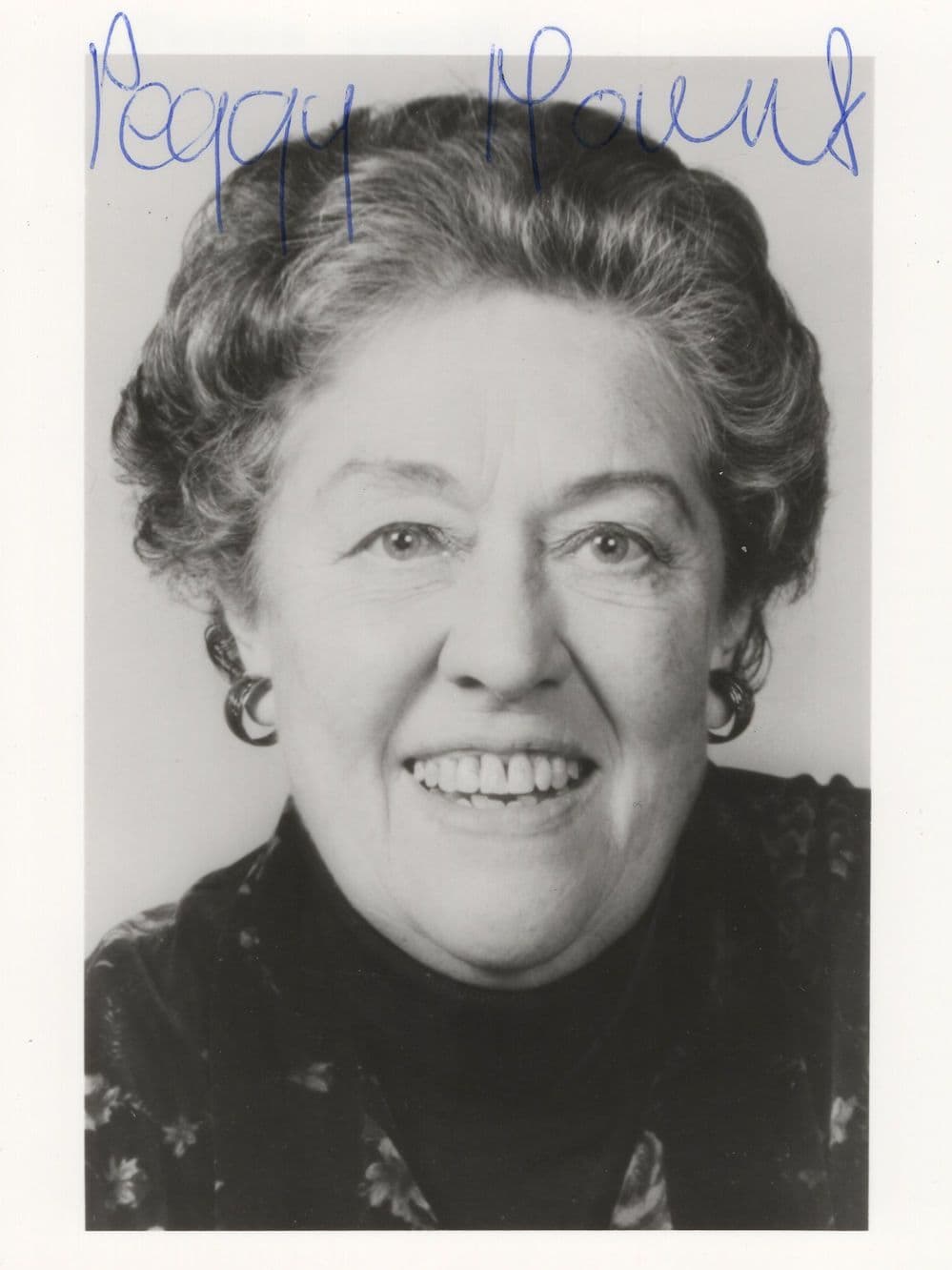 Peggy Mount Dr Who Oliver RARE Hand Signed Photo