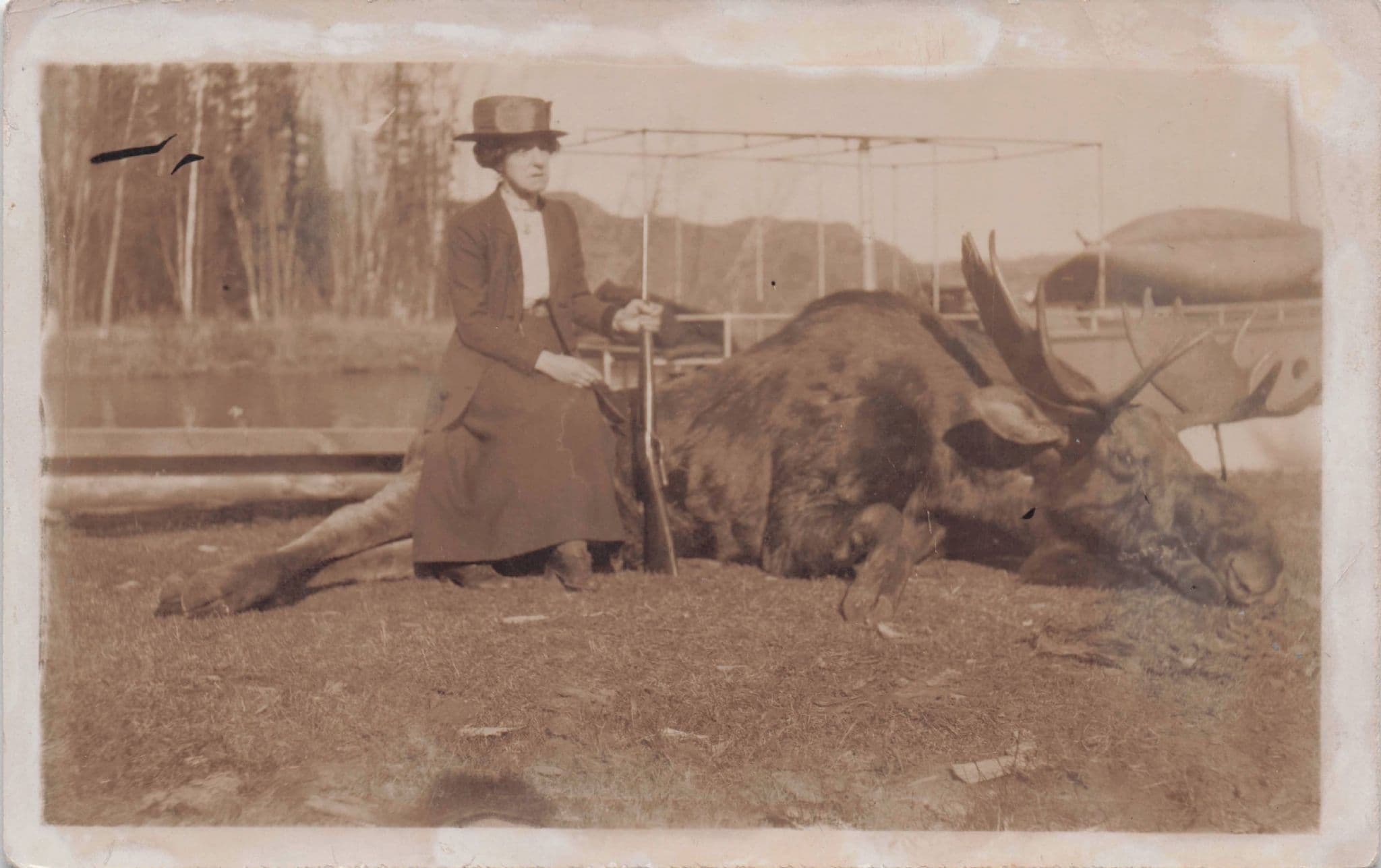Port Arthur Hunting Lady Dead Animal South Africa Old RPC Postcard