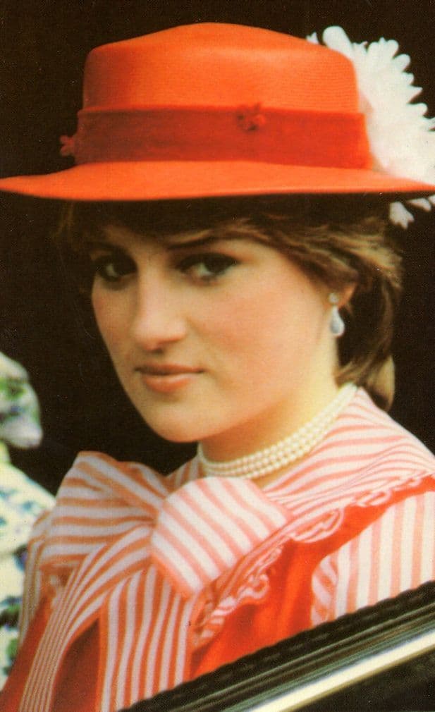 Princess Diana Ladies Day Ascot 1981 Horse Race Races Postcard