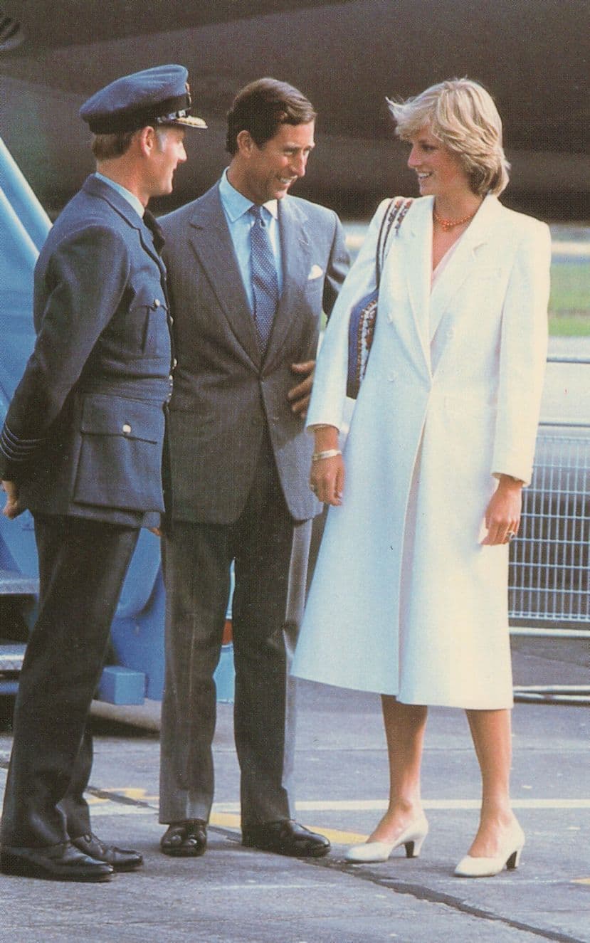 Princess Diana Prince Charles Chauffeur at Dyce Airport 1981 Postcard