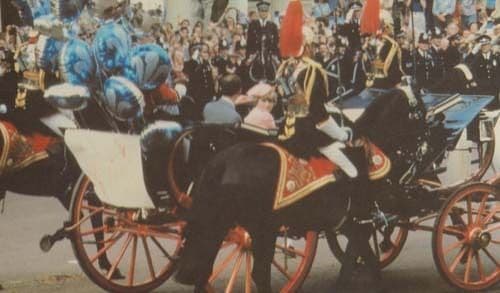 Princess Diana Prince Charles Just Married Got Coach Rare Wedding Royal Postcard