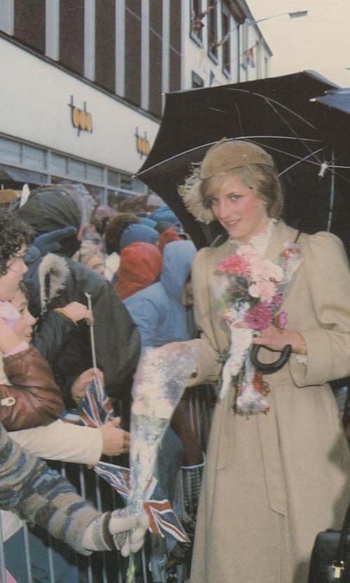 Princess Diana Saint St Davids 1981 Crowds Pembrokeshire Royal Wedding Postcard