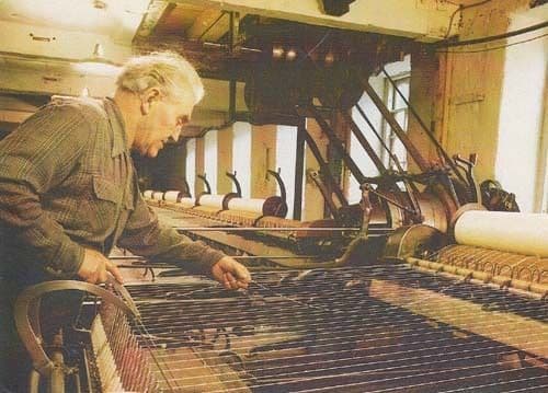 Quarry Bank Mill Spinner Styal Cheshire Photo Postcard