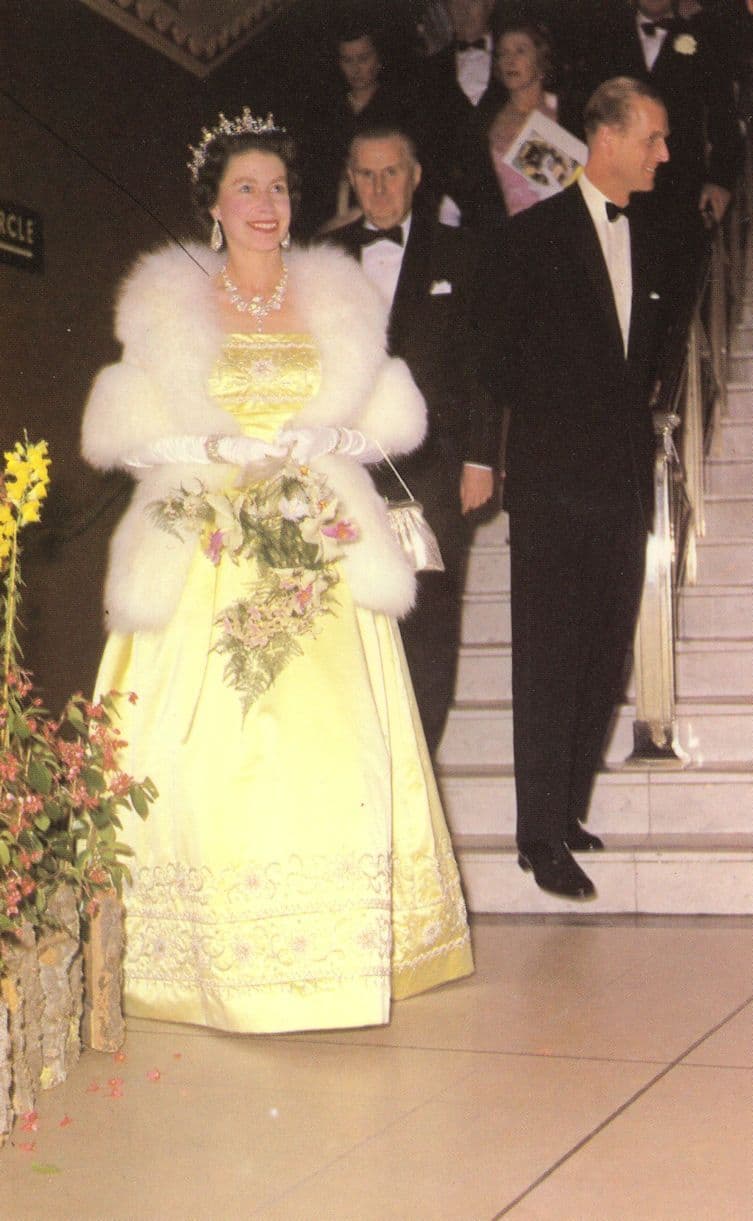 Queen Elizabeth II at Liverpool Ice Skating Show Royal Photo Postcard