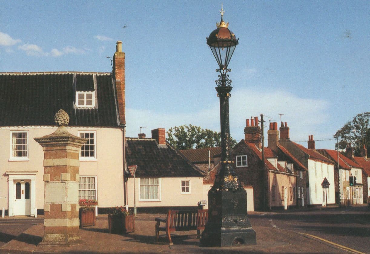 Queen Victoria's Golden Jubilee Lantern Holt Norfolk POstcard