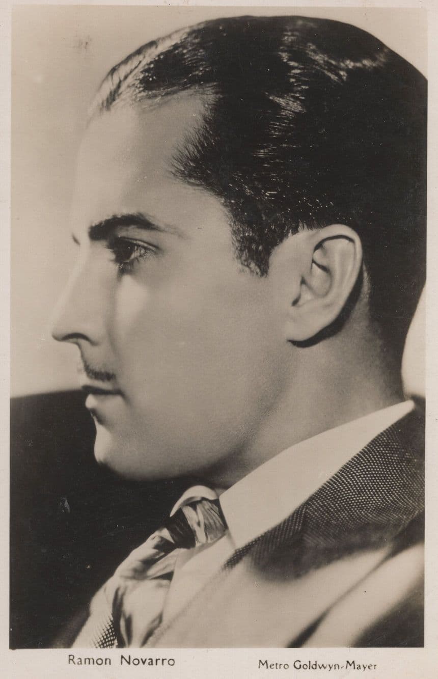 Raman Novarro Official MGM Film Actor Vintage Photo Postcard