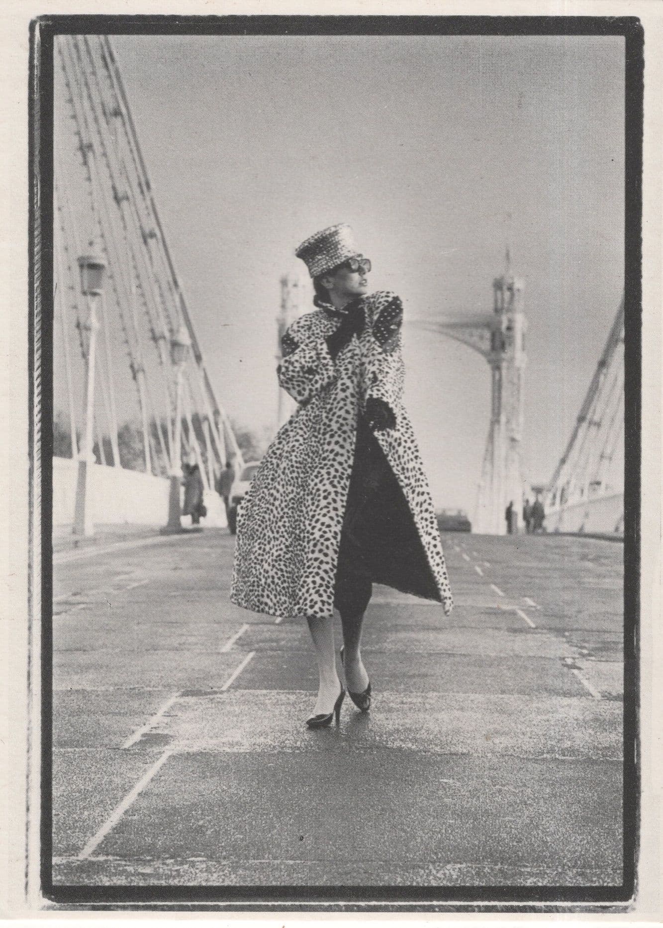 Real Life Cruella DeVille At Seaside Upper Class Fashion Postcard