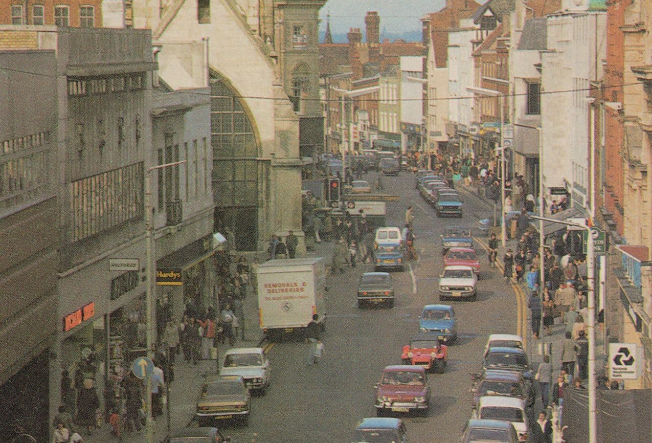 Removals Van At Natwest Bank Gloucester Cross Postcard