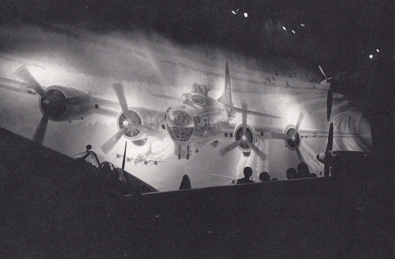 Robert Hebert Musee De L'Aviation Washington 1984 Bomber Aircraft Photo Postcard