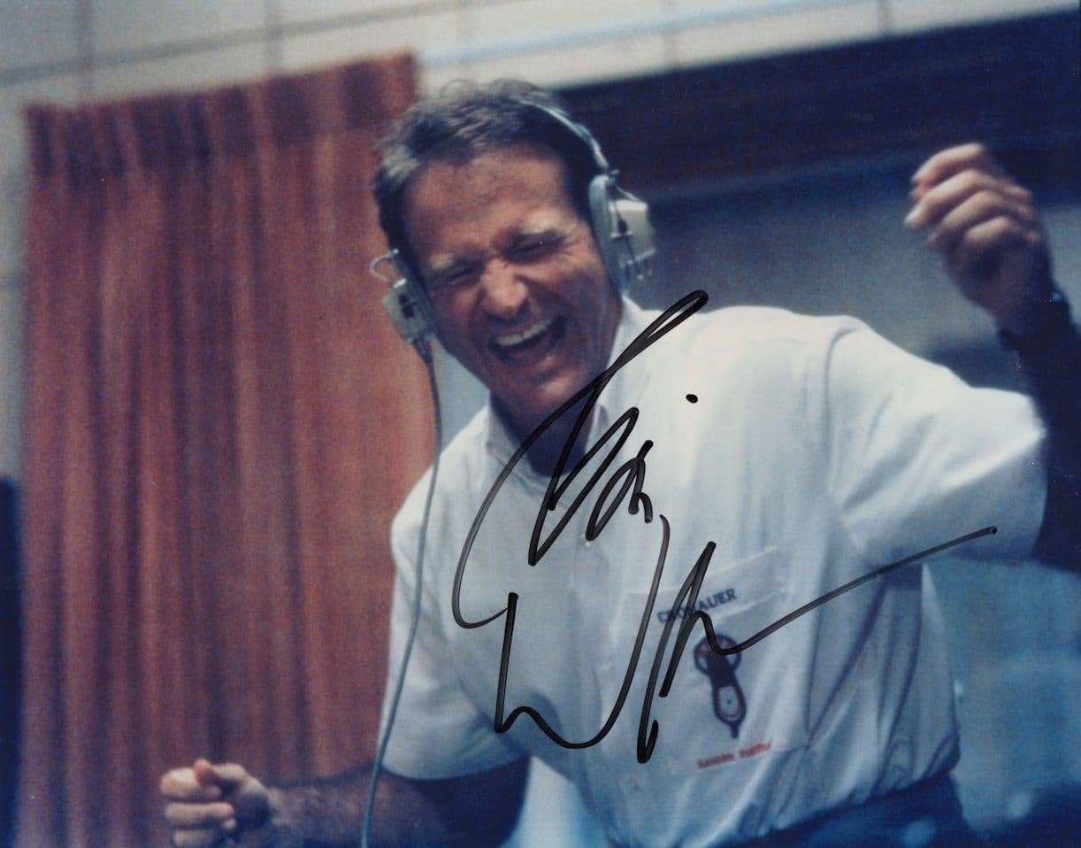 Robin Williams Good Morning Vietnam Film 10x8 Hand Signed Photo