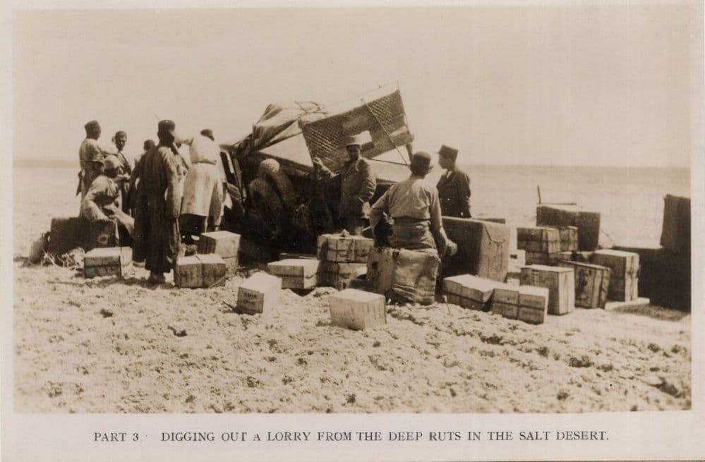 Rosita Forbes Balkans Expedition Digging Out A Lorry PB RPC Old Postcard