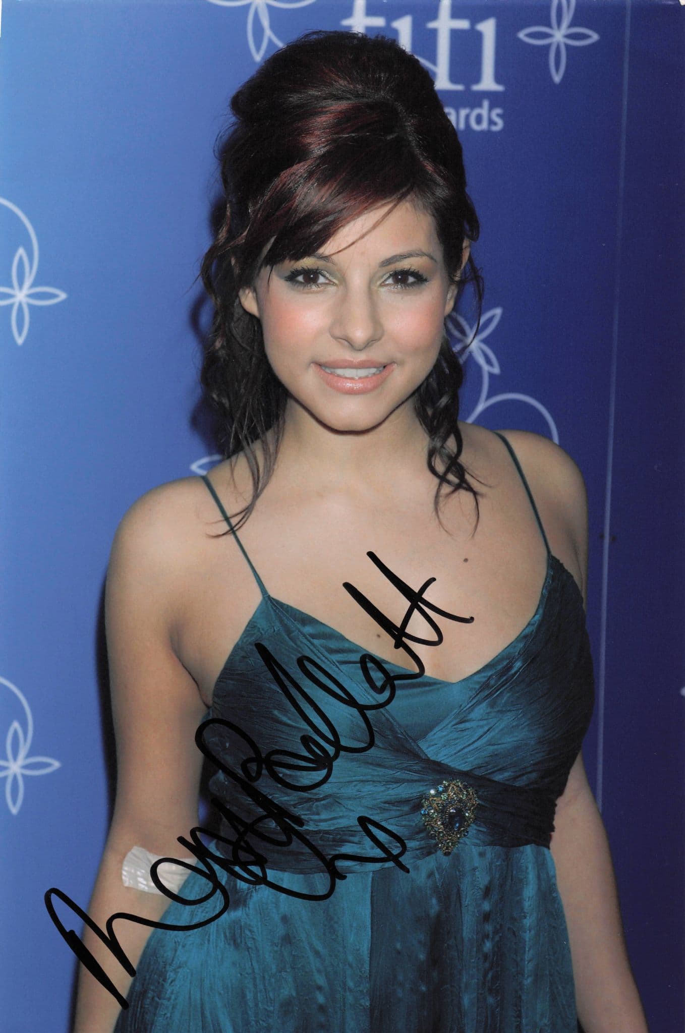 Roxanne Pallett Emmerdale 2006 FIFI Awards 12x8 Hand Signed Photo