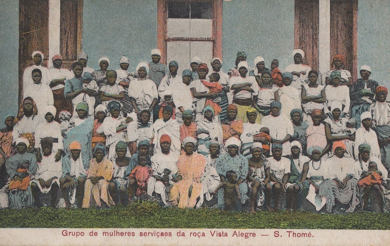 Sao Thome Tome Grupo De Mulheres Servicaes Africa Old Postcard