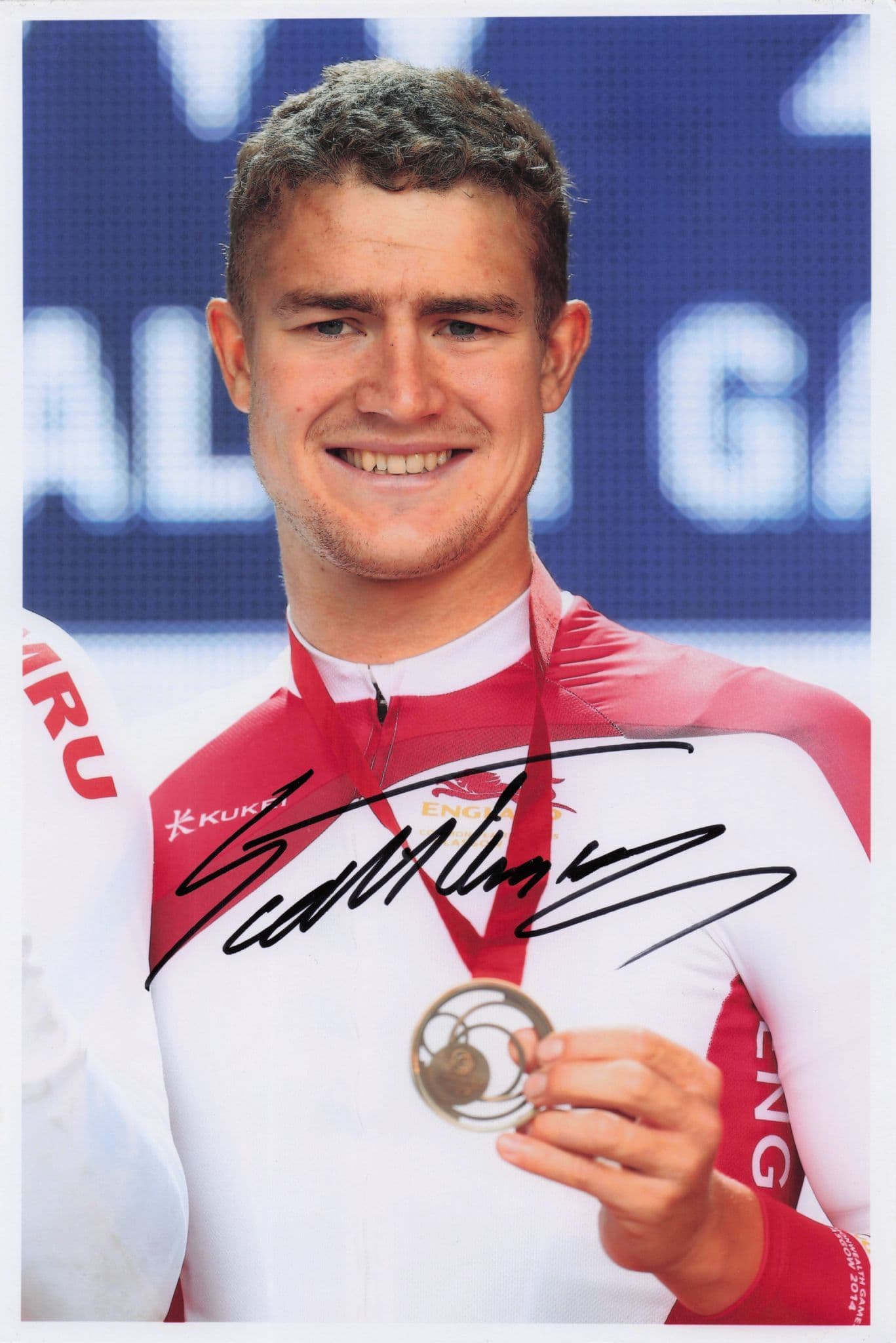 Scott Thwaites GB British Cycling 2014 Medal 12x8 Hand Signed Photo