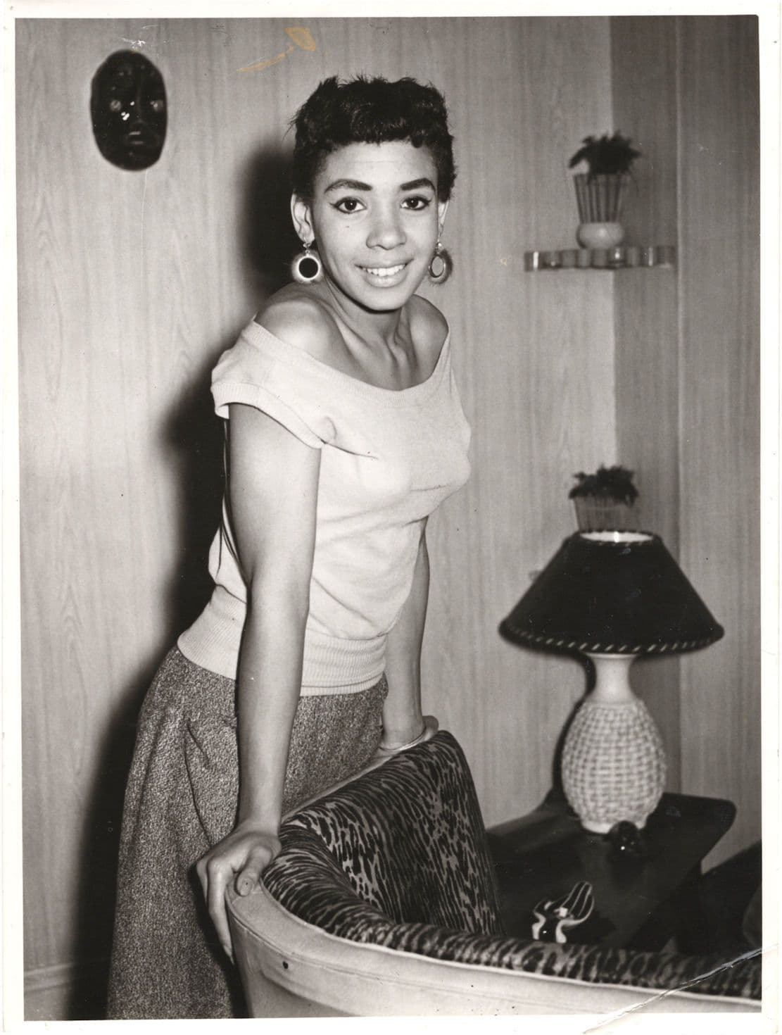 Shirley Bassey At 18 Years Old Rare 8x6 London Press Photo