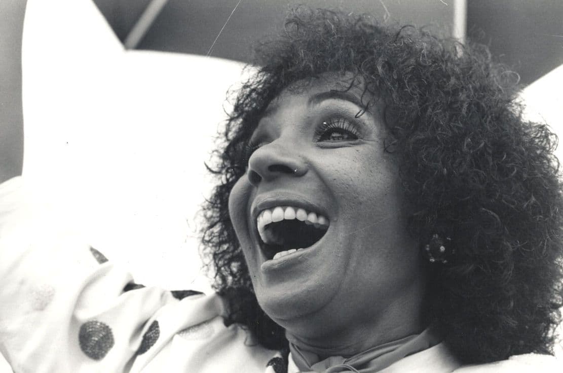 Shirley Bassey Live In Cardiff Wales 1982 Welsh Rare Press Photo