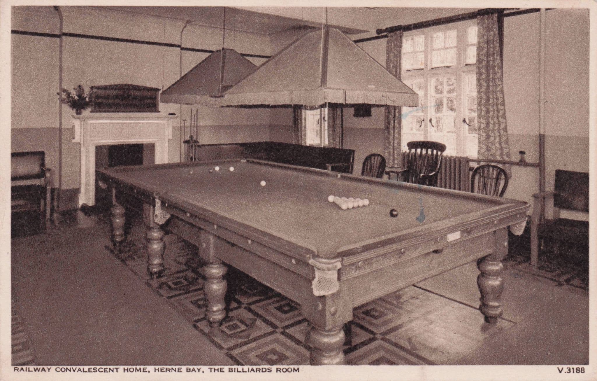 Snooker Table Ready At Herne Bay Railway Home Kent Old Postcard