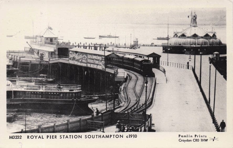 Southampton Old Pier Train Station in 1910 Pamlin Prints Railway RPC Postcard