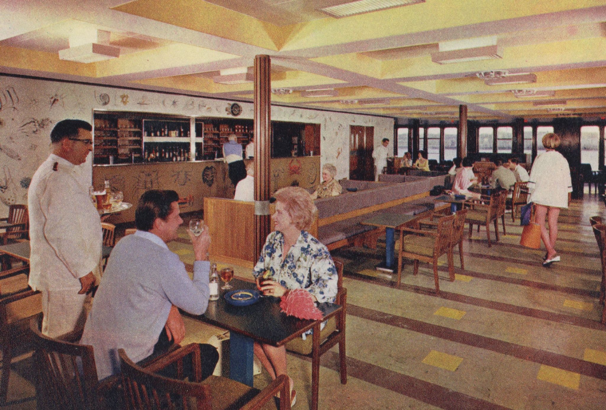 SS Oriana Ship Ocean Bar Cocktail Barman Waiter 1960s Postcard