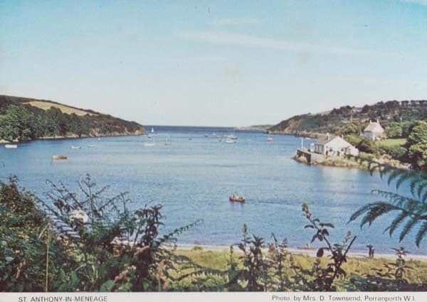 St Saint Anthony In Meneage Sailing Boat Boats Womens Institute Postcard