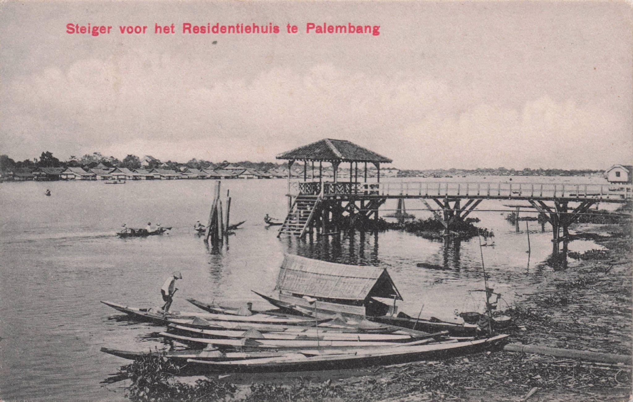 Steiger Voor Het Residetiehuis Indonesia Boats River Old Postcard