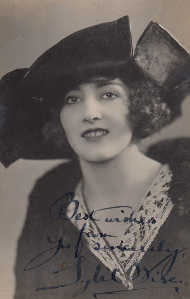 Sybil Wise of The Scarlet Pimpernel 1950s TV Series Vintage Hand Signed Photo