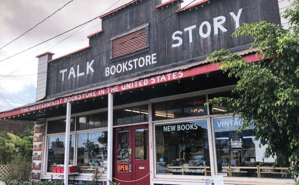 Talk Story Bookstore Book Shop Hanapepe Hawaii Guard Cat Hen USA Postcard
