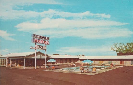Teagues Motel Gatlingburg Highway Swimming Pool Owner Info 1960s Postcard